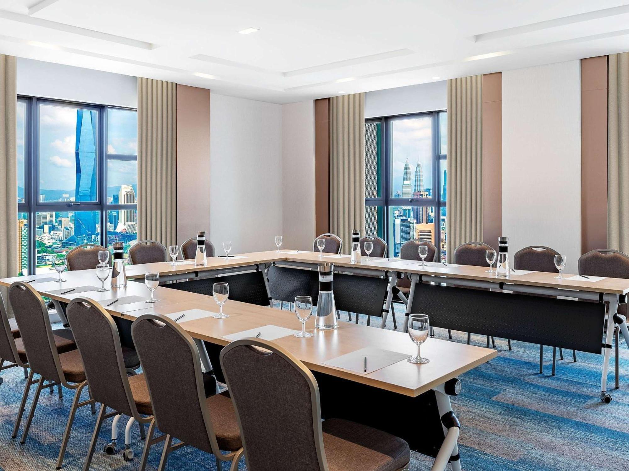 Mercure Kuala Lumpur Trion Bagian luar foto