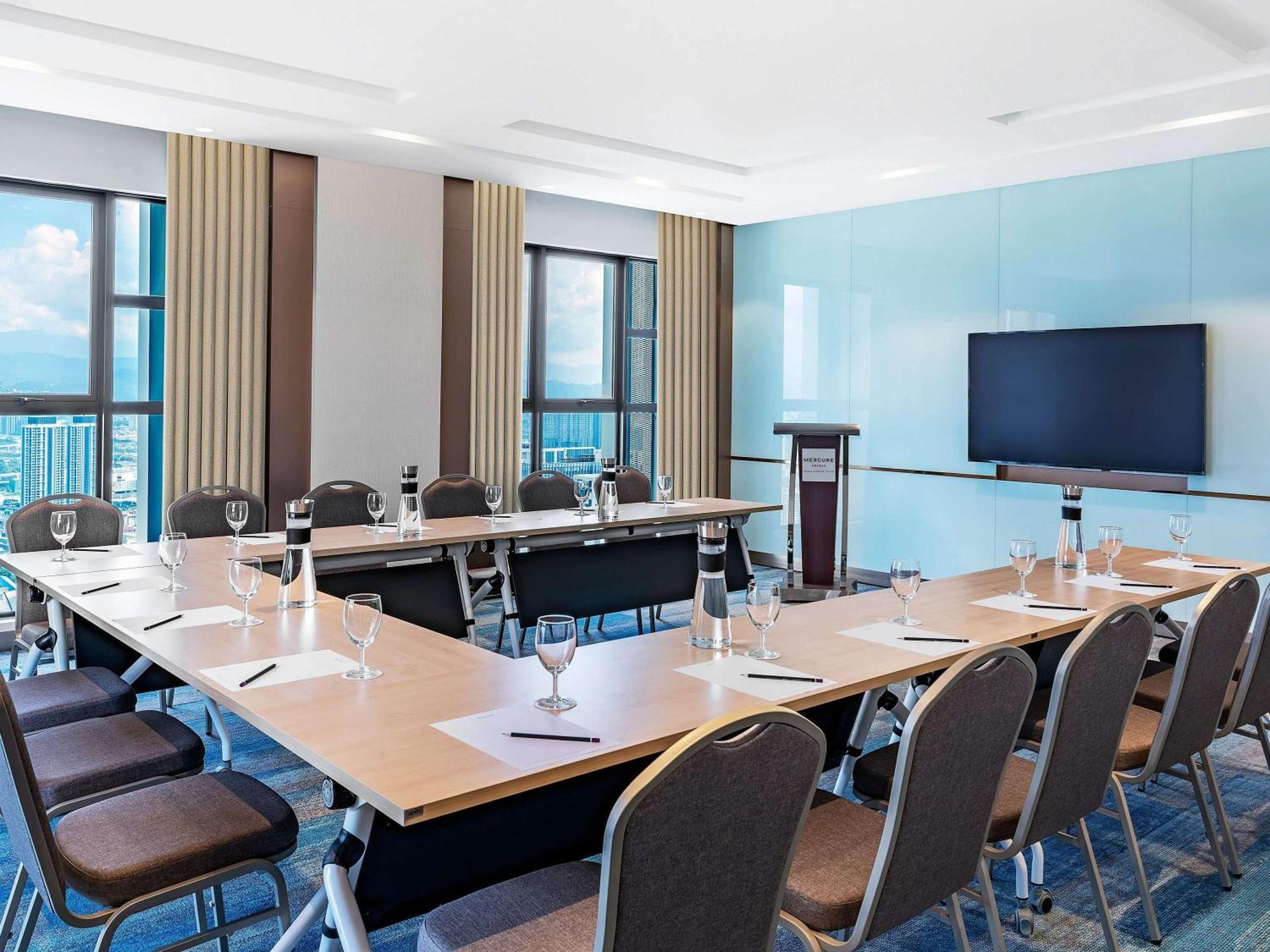 Mercure Kuala Lumpur Trion Bagian luar foto